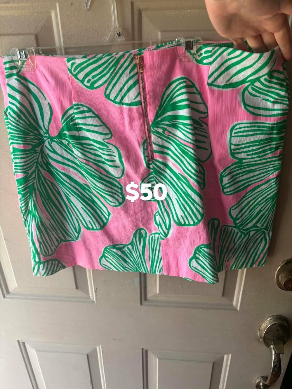 Lilly Pulitzer Hot Pink Label with Gold Script
